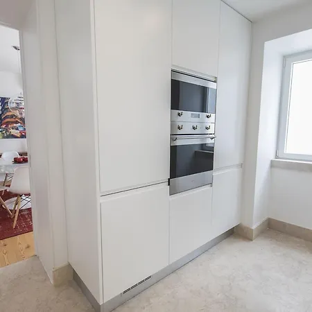 Lovelystay - Chic, Citrus - Private Garden Apartament *