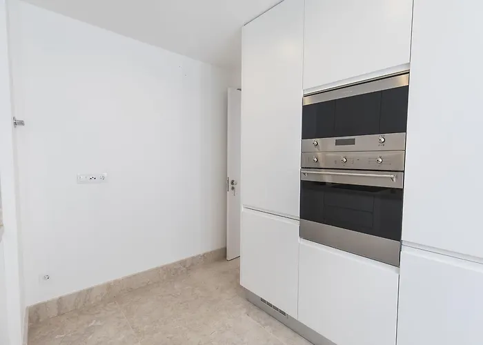 Lovelystay - Chic, Citrus - Private Garden * Lizbona