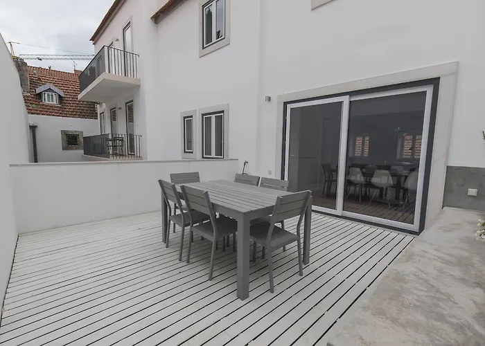 Lovelystay - Chic, Citrus - Private Garden Apartament *