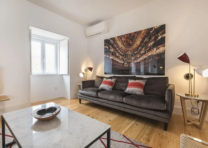 Lovelystay - Chic, Citrus - Private Garden Apartament