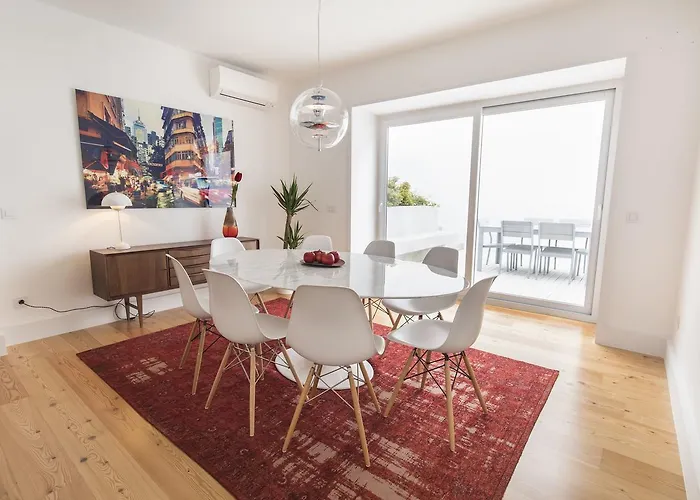 Lovelystay - Chic, Citrus - Private Garden Lizbona