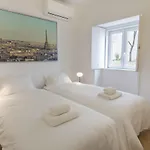 Lovelystay - Chic, Citrus - Private Garden Lejlighed Lisboa