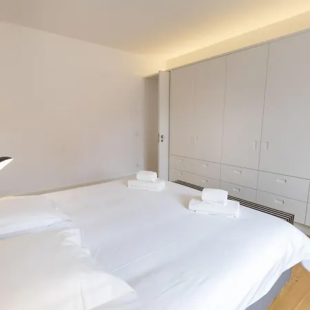 Lovelystay - Chic, Citrus - Private Garden * ליסבון