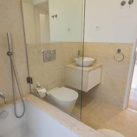 شقة Lovelystay - Chic, Citrus - Private Garden